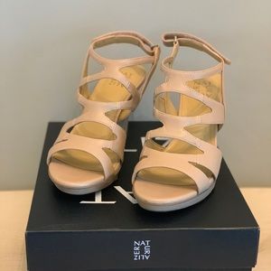 Naturalized cute shoes!